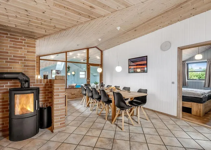 Semesterbostad Mico - 500m From The Sea By Interhome